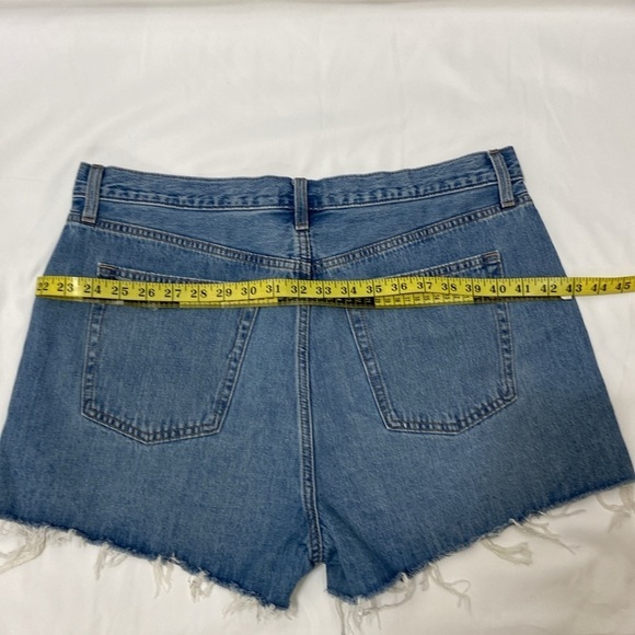 Uniqlo ,Women’s,Blue,Distressed,Short Jeans.Size-10 - Picture 4 of 10